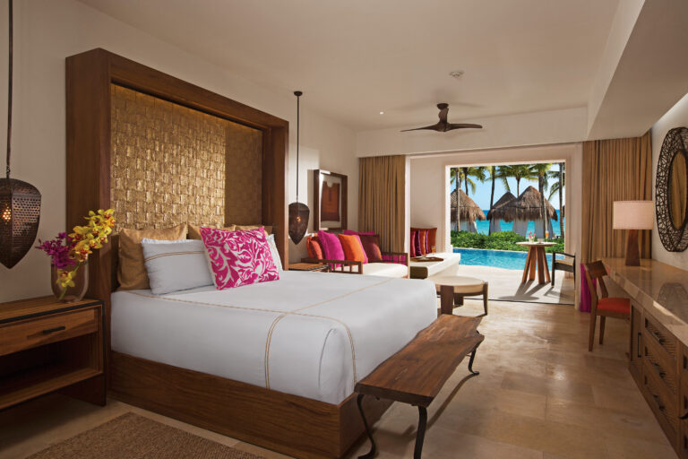 Secrets Akumal Swim out room