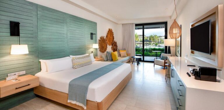 494-1000-habitacion-junior-suite-pool-lopesan-costa-bavaro-resort-spa-casino-punta-cana