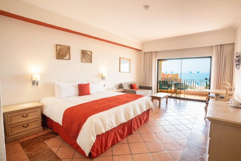 Sandos_Finisterra_Junior_Suite_Ocean_View_01-min