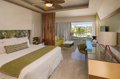 PUJ-Now-Onyx-Junior-Suite-Garden-View-King
