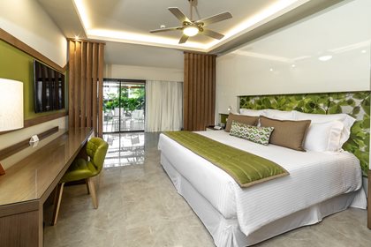 PUJ-Now-Onyx-Punta-Cana-Room-Premium-Junior-Suite-Tropical-King