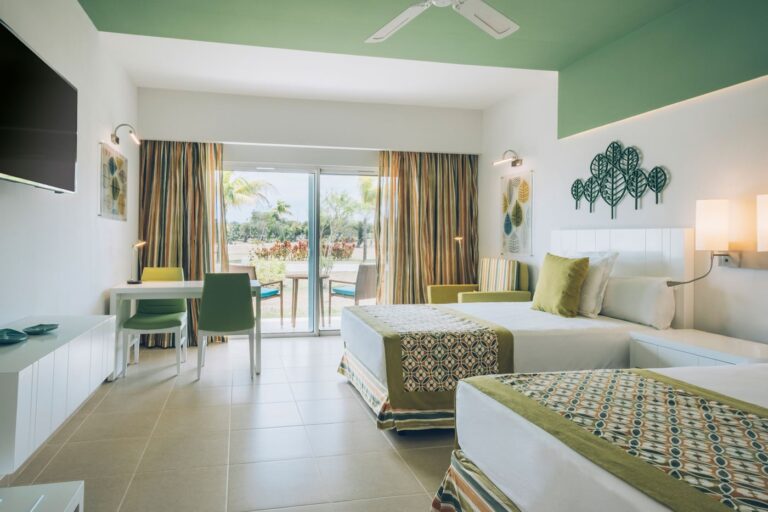 HOG-Iberostar-Holguin-Room-Garden-View-01 (1)