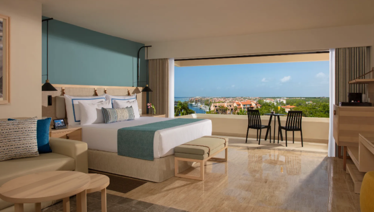 Deluxe Room King - Dreams Aventuras