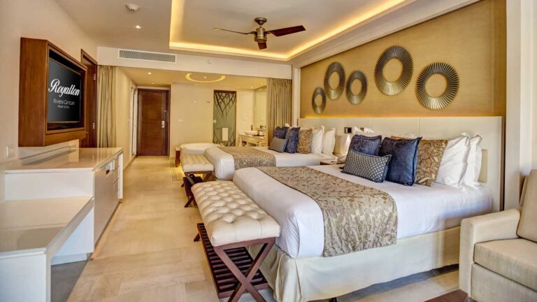 Royalton Splash Riviera Cancun luxury jr suite