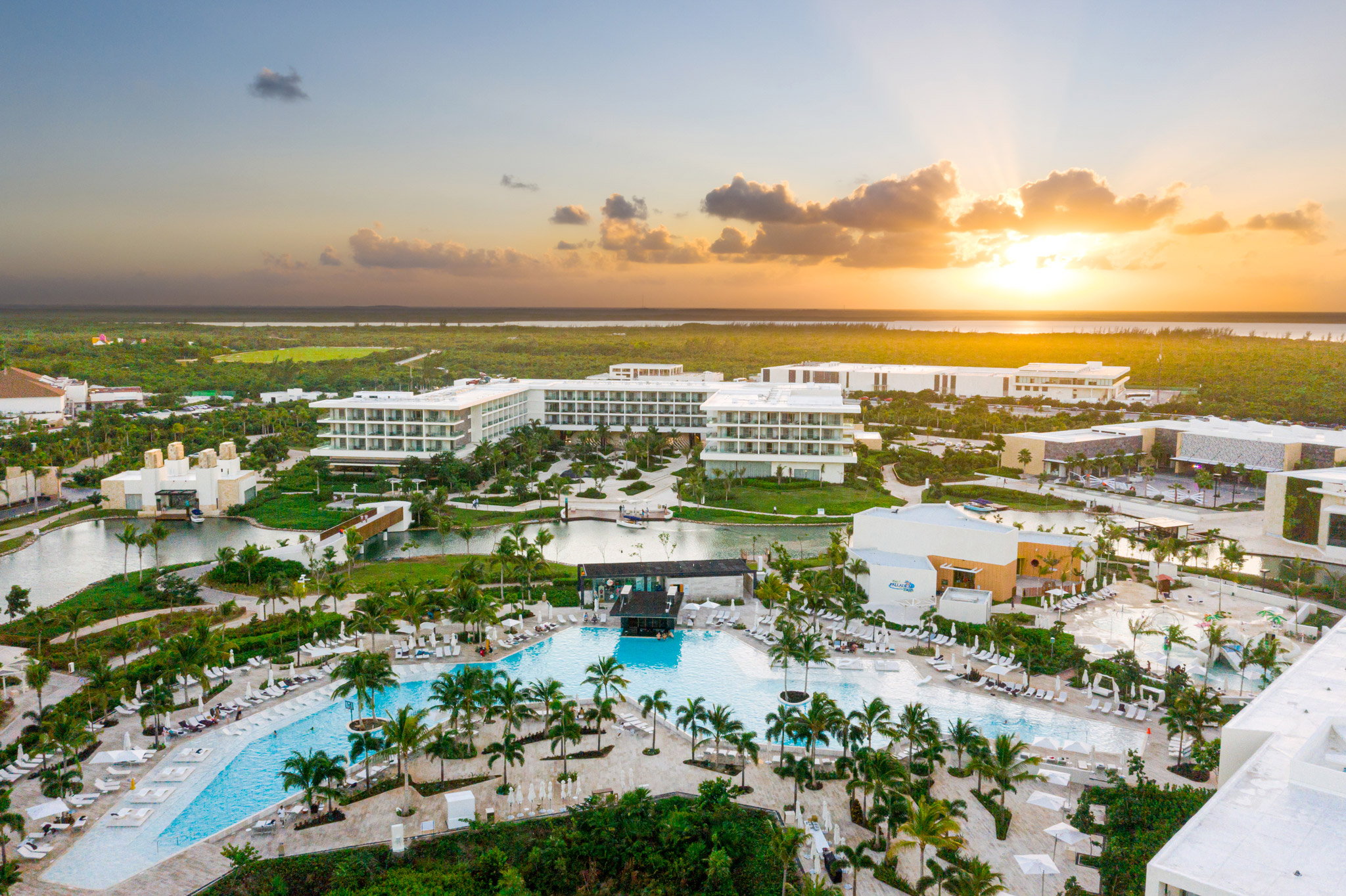 grand-palladium-costa-mujeres-aerial