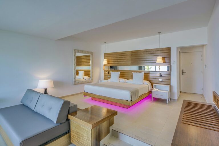 vra-paradisus-varadero-room-js-01