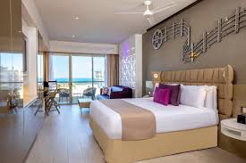 Planet Hollywood Cancun Junior Suite