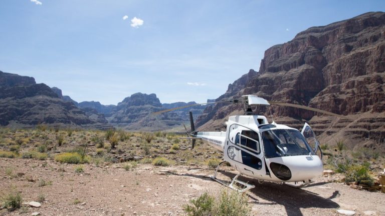Helicopter_Tour_Grand_Canyon_Jennifer_Burton