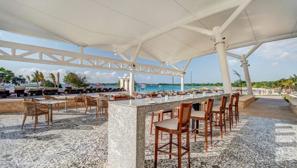 Royalton Negril Outdoor Restaurant