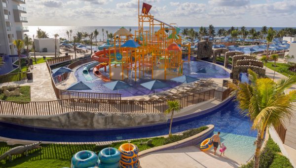 Royalton-Splash-Riviera-Cancun-splash pad Royalton-Splash-Riviera Cancun splash pad