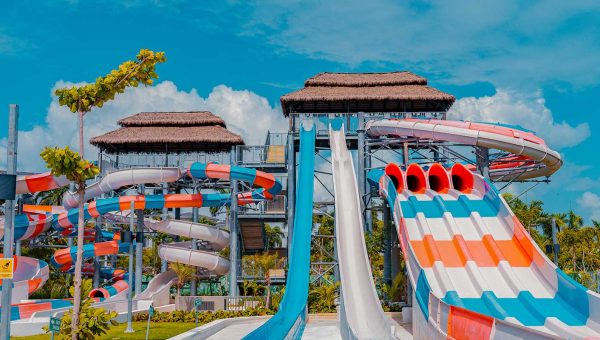 rockaway-bay-water-park-punta-cana-high-speed-slides rockaway-bay-water-park-punta-cana-high-speed-slides